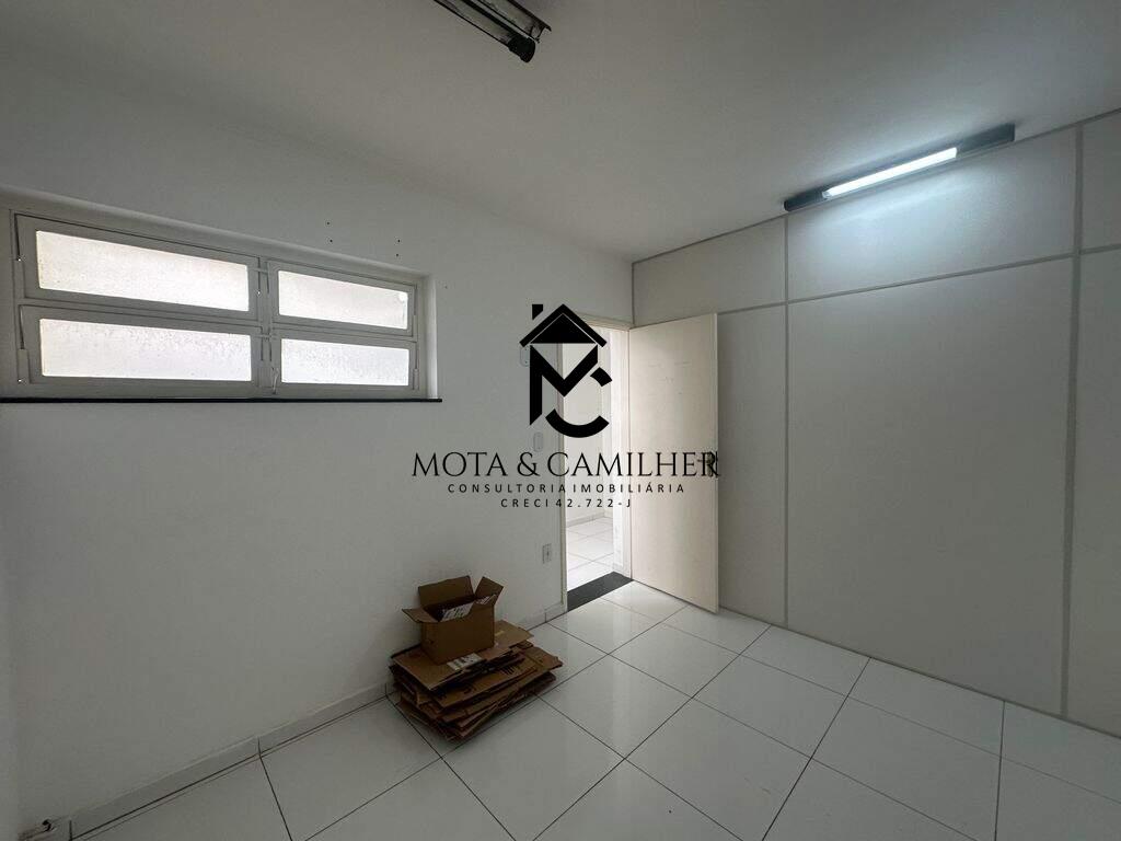 Prédio à venda no Centro: 