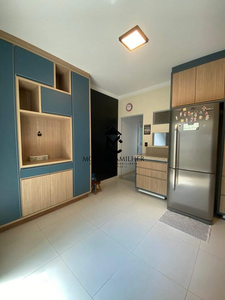 Casa em condominio à venda no Caminho Novo: 