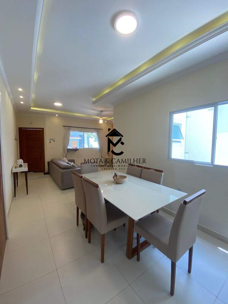 Casa em condominio à venda no Caminho Novo: 