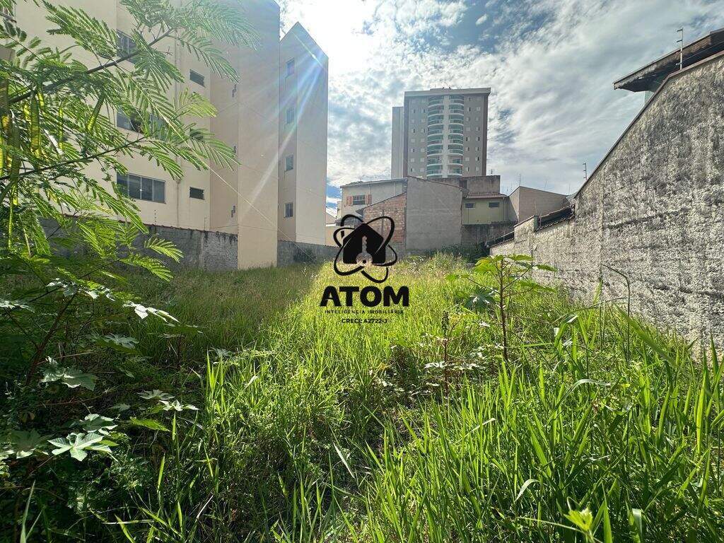 Terreno/Lote à venda no Residencial Portal da Mantiqueira: 