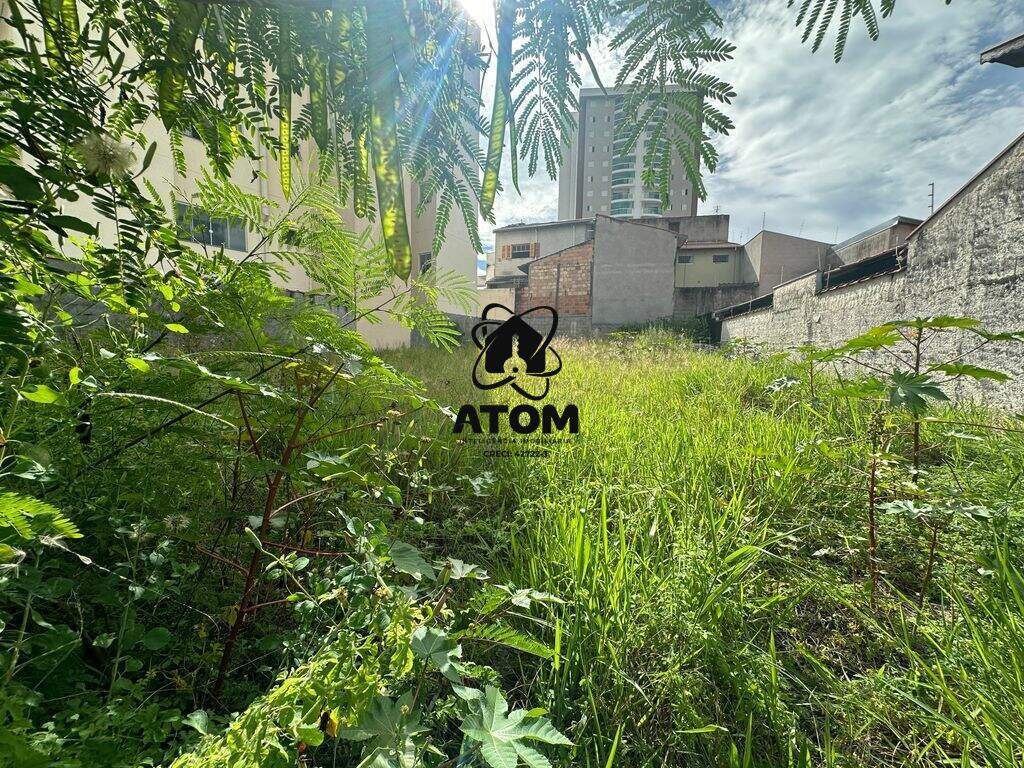 Terreno/Lote à venda no Residencial Portal da Mantiqueira: 