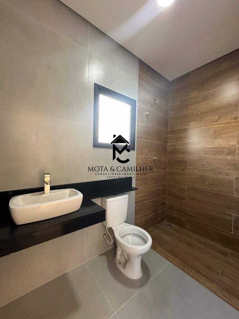 Casa em condominio à venda no Itapecirica: 