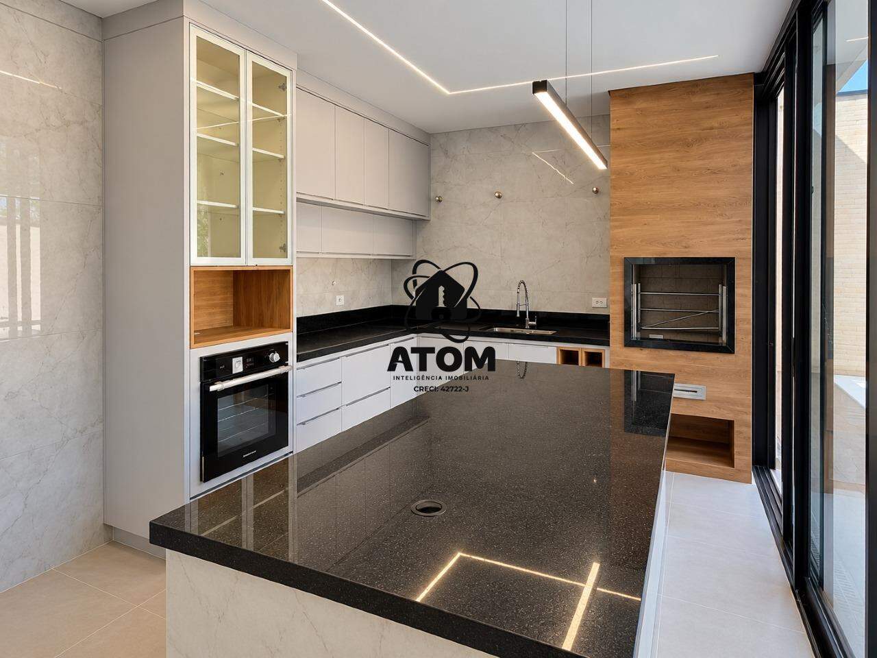 Casa em condominio à venda no Jardim Santa Tereza: 