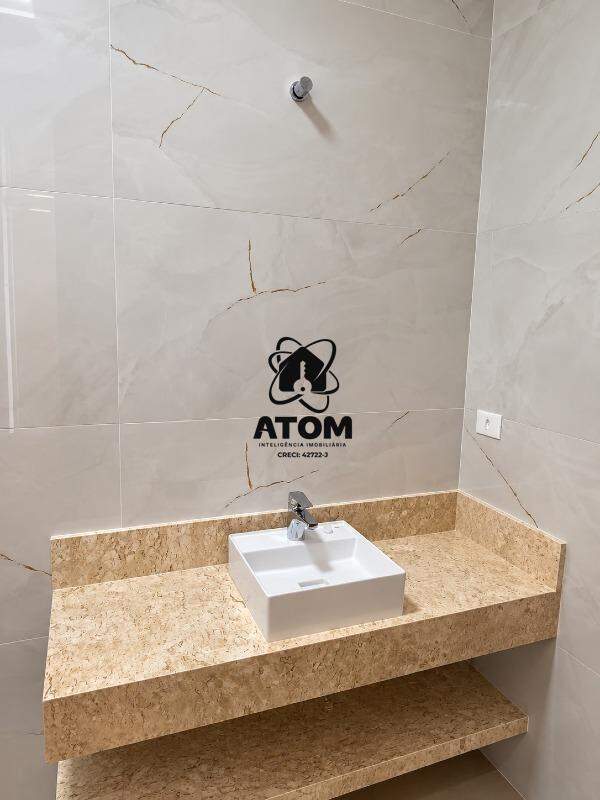 Casa em condominio à venda no Jardim Santa Tereza: 