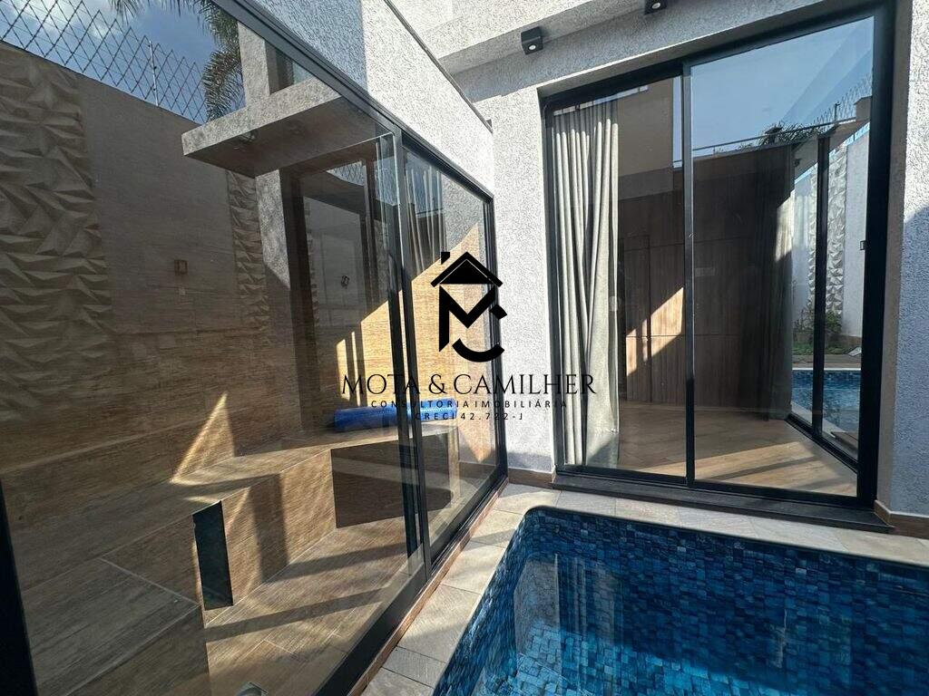 Casa em condominio à venda no Residencial Santa Izabel: 