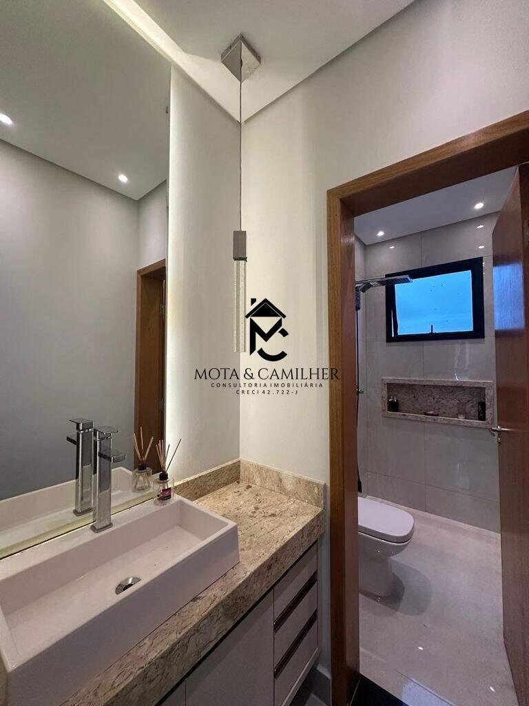 Casa em condominio à venda no Residencial Santa Izabel: 