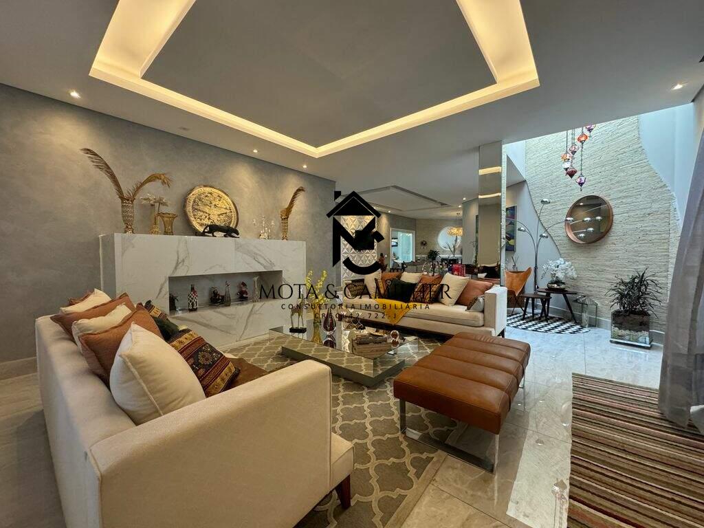 Casa em condominio à venda no Vila São Geraldo: 