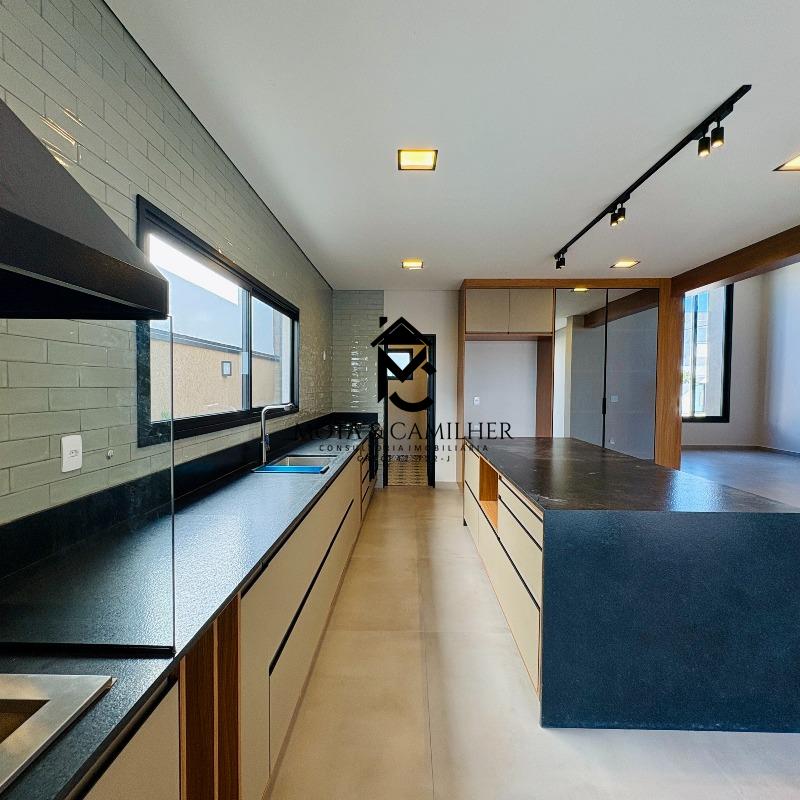 Casa em condominio à venda no Bairro dos Guedes: 