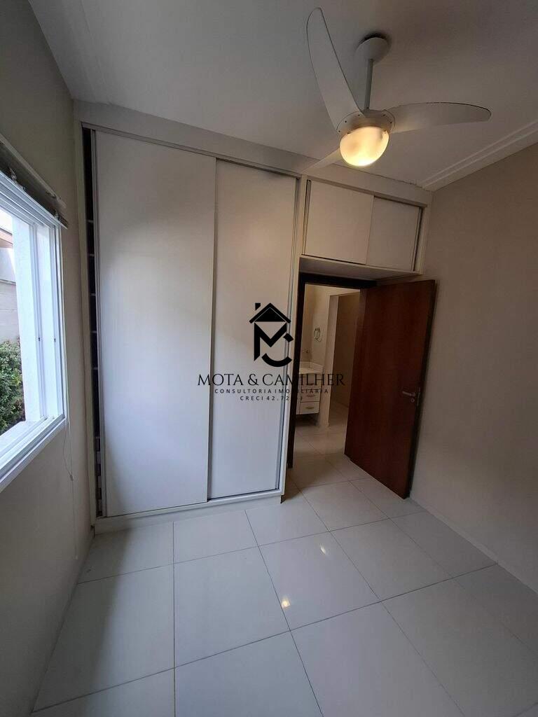 Casa em condominio à venda no Piracangaguá: 