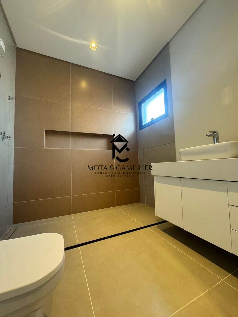 Casa em condominio à venda no Itapecerica: 