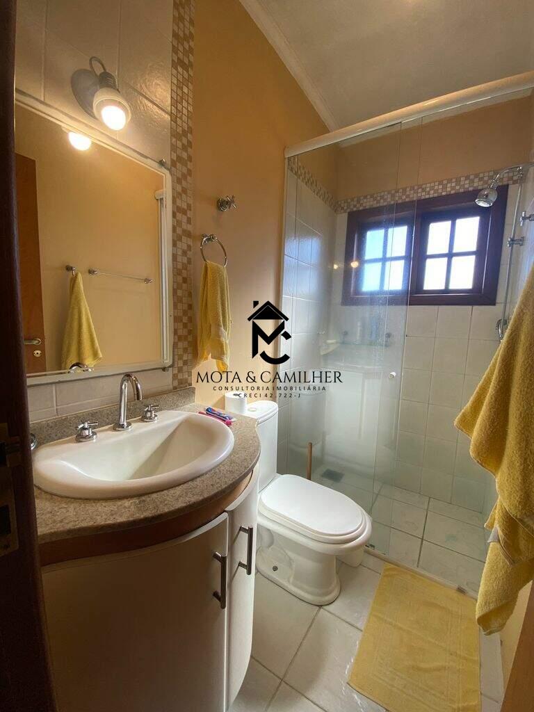 Casa em condominio à venda no Chácaras Cataguá: 