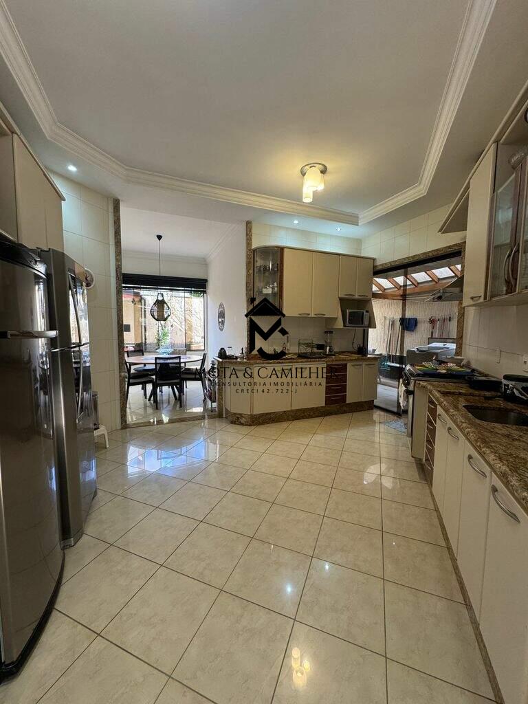 Casa em condominio à venda no Esplanada Independência: 