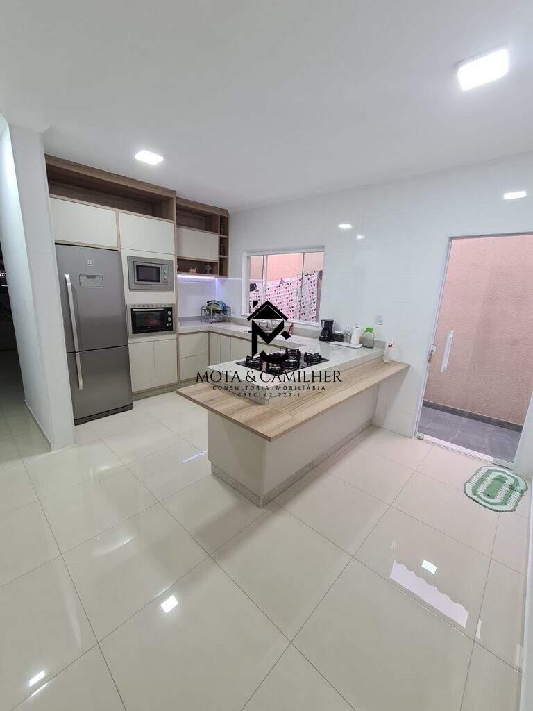 Casa à venda no Jardim Gurilandia: 