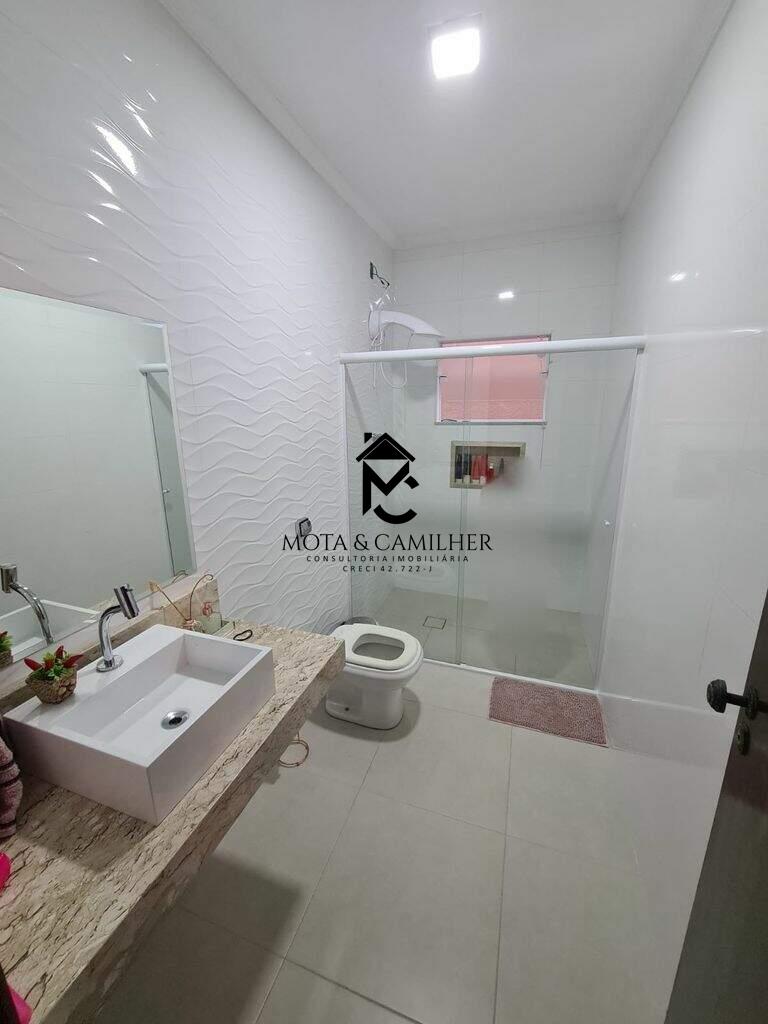 Casa à venda no Jardim Gurilandia: 