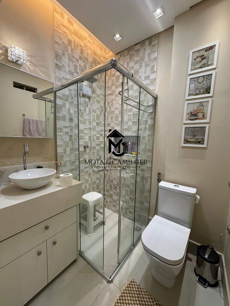 Casa em condominio à venda no Esplanada Independência: 