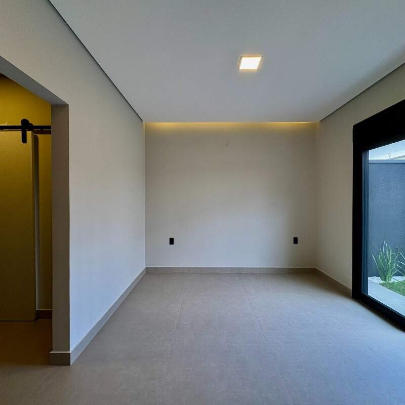 Casa em condominio à venda no Jardim Santa Tereza: 