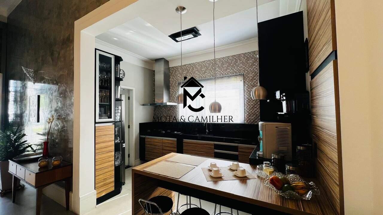 Casa à venda no Tremembe: 