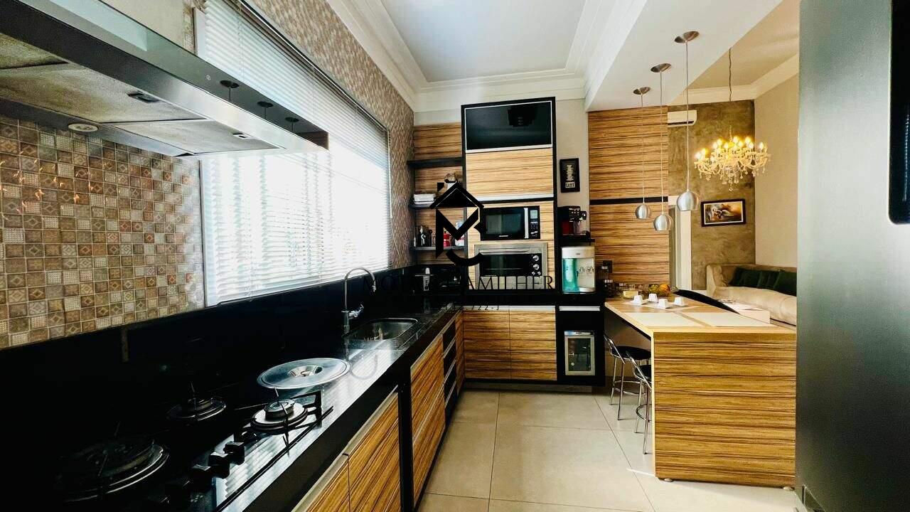 Casa à venda no Tremembe: 