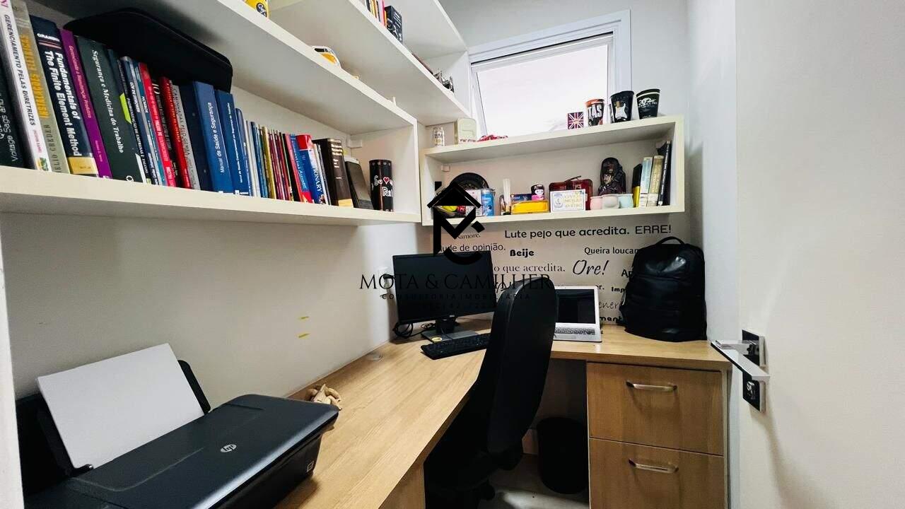 Casa à venda no Tremembe: 