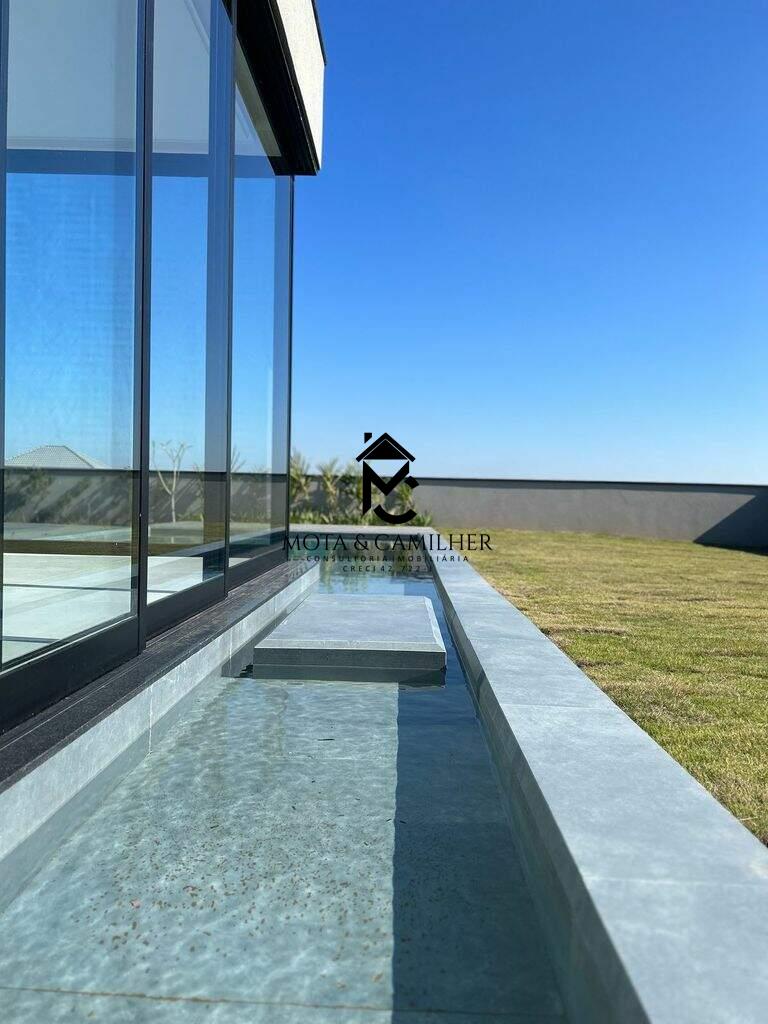 Casa em condominio à venda no Urbanova: 