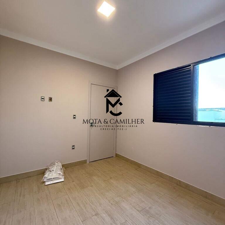 Casa em condominio à venda no Chácara Belo Horizonte: 