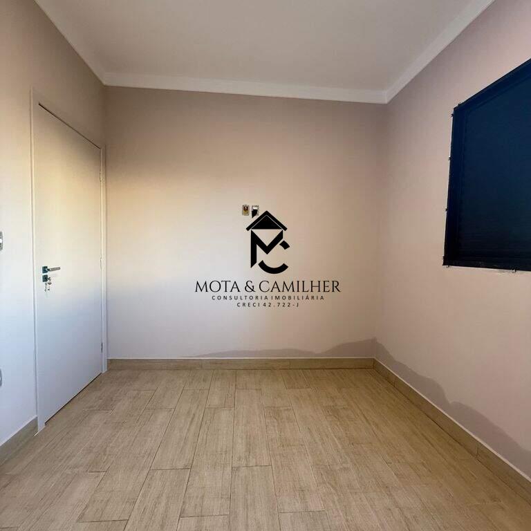 Casa em condominio à venda no Chácara Belo Horizonte: 