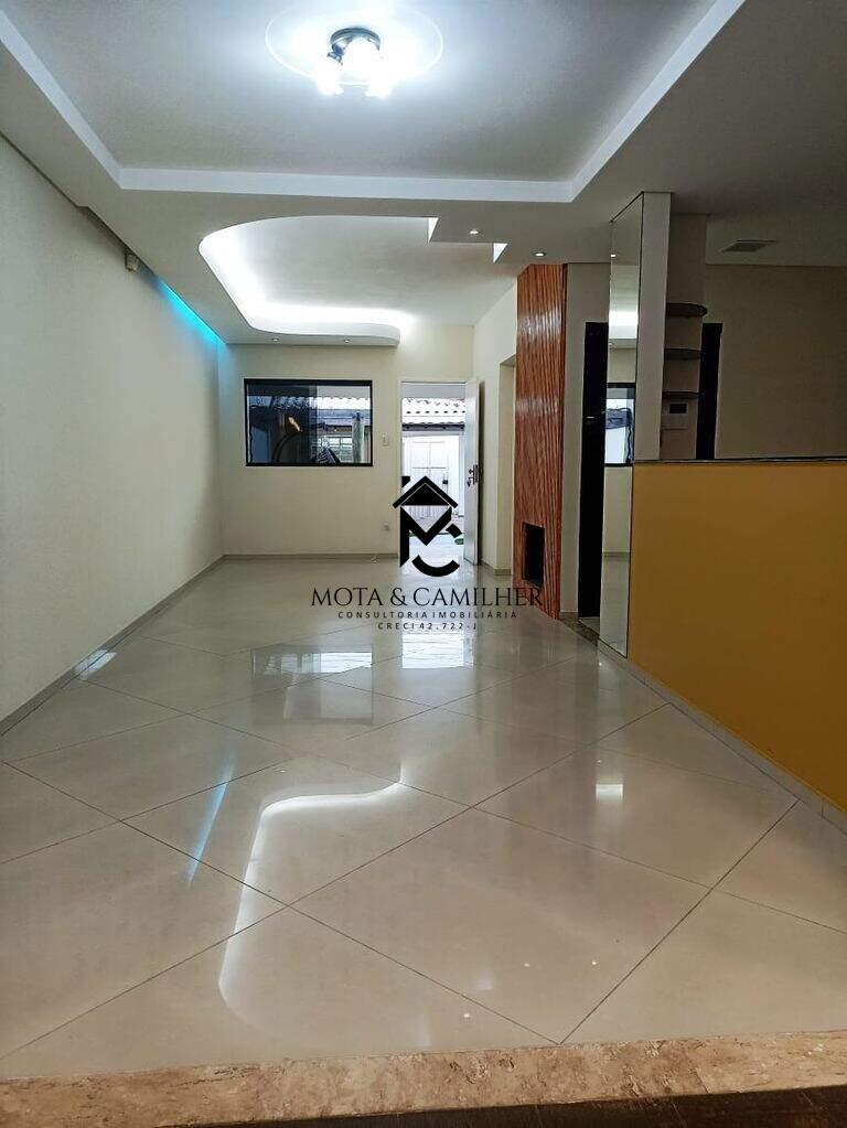 Casa à venda no Vila Areao: 