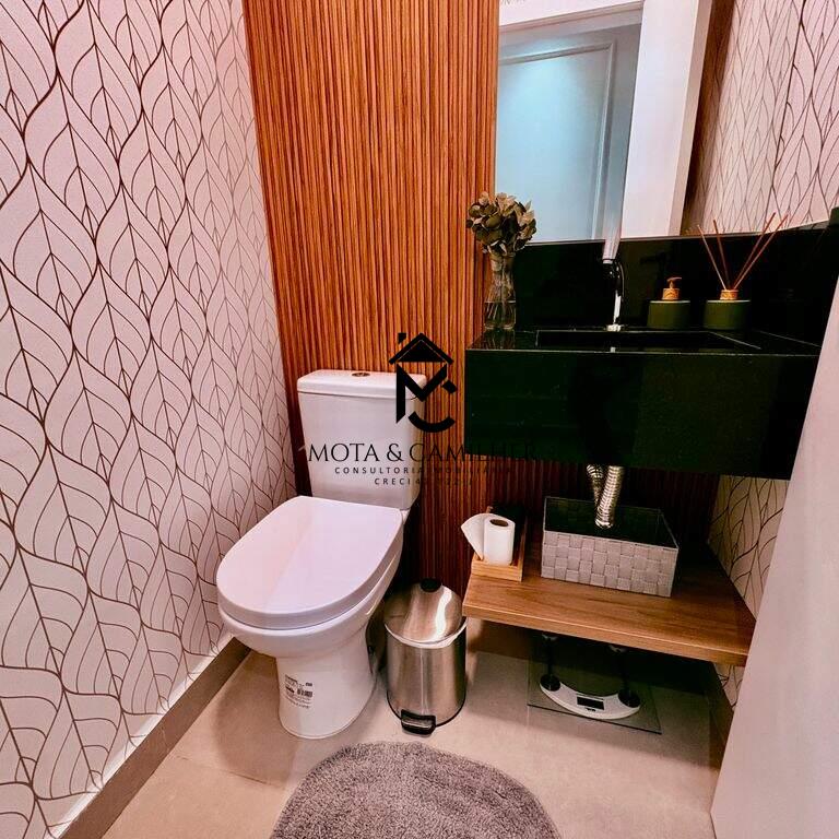 Casa em condominio à venda no Itapecerica: 