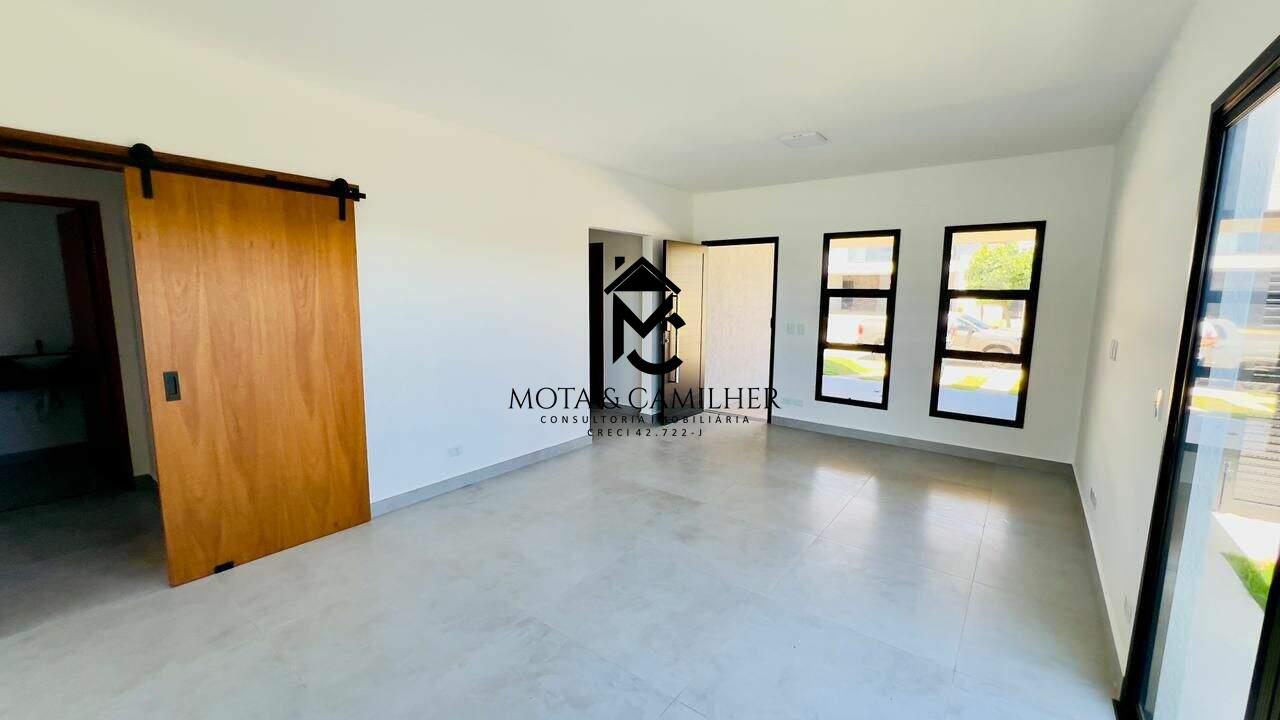 Casa em condominio à venda no Itapecerica: 