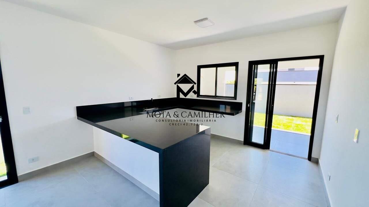 Casa em condominio à venda no Itapecerica: 