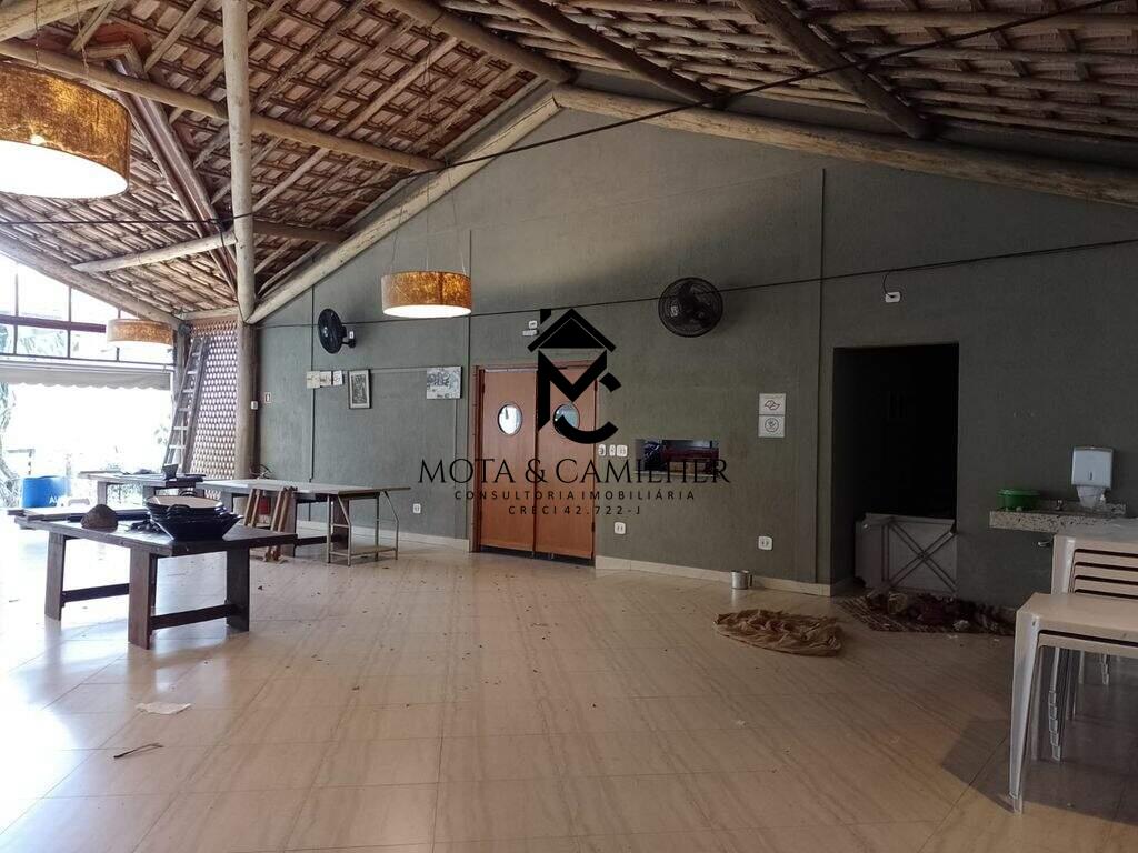 Ponto Comercial à venda no Quiririm: 