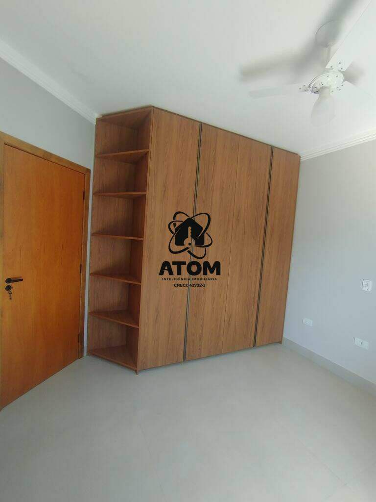 Casa em condominio à venda no Caminho Novo: 