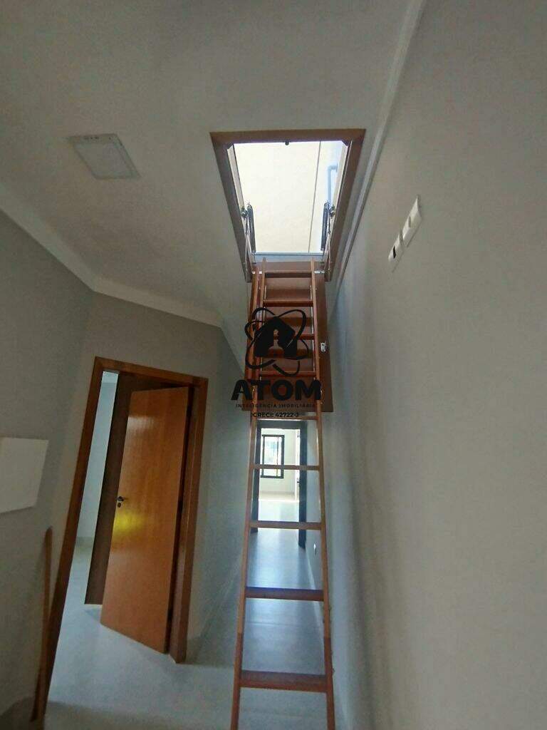 Casa em condominio à venda no Caminho Novo: 