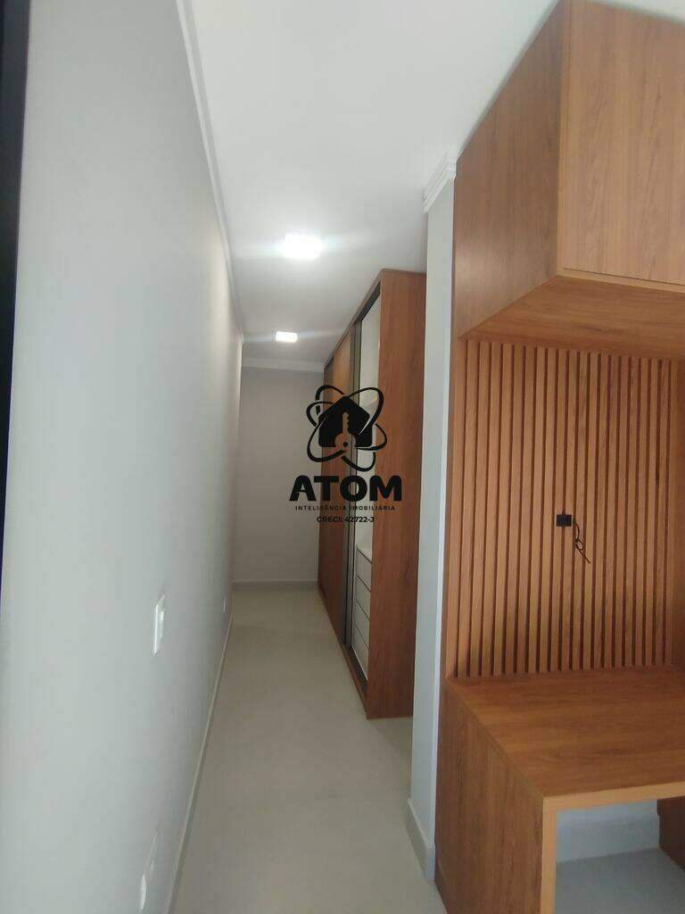 Casa em condominio à venda no Caminho Novo: 
