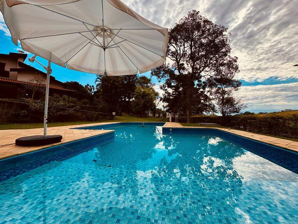 Casa em condominio à venda no Jardim Julieta: 