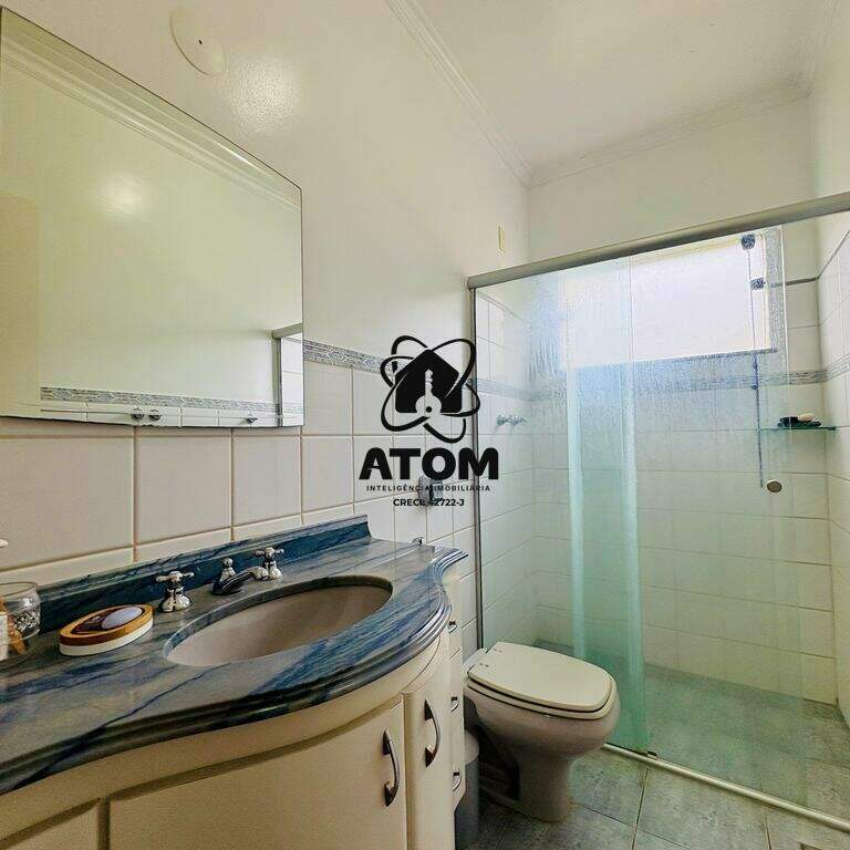 Casa em condominio à venda no Jardim Julieta: 