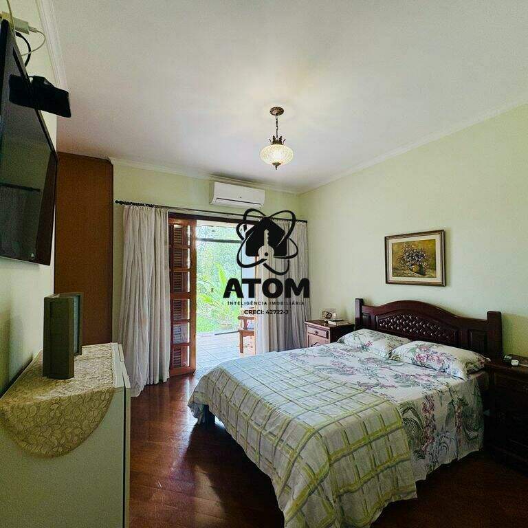 Casa em condominio à venda no Jardim Julieta: 