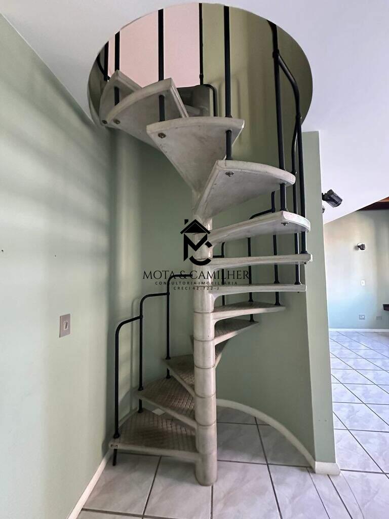 Apartamento para aluguel no Centro: 