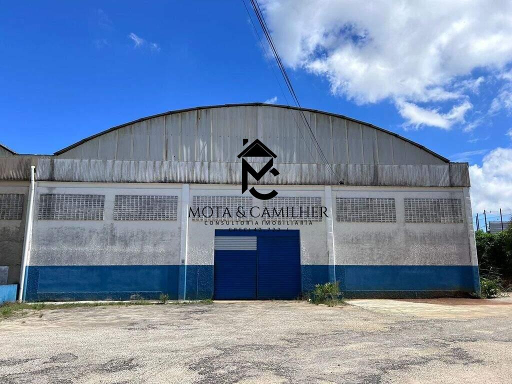 Galpão para aluguel no Piracangaguá: 