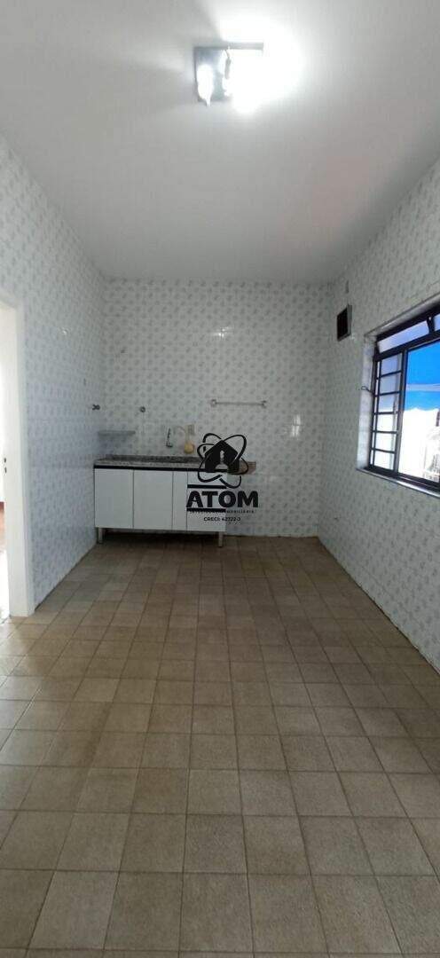 Casa para aluguel no Jardim Maria Augusta: 
