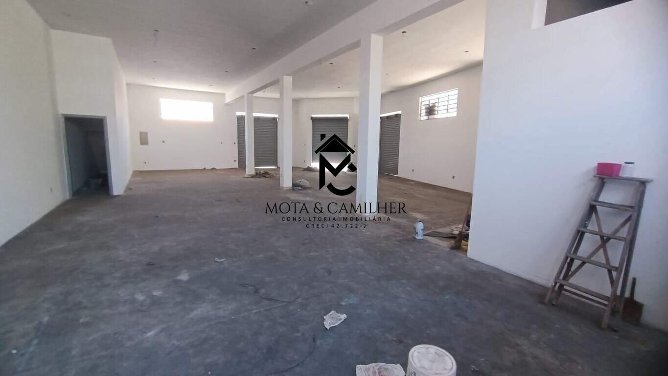 Ponto Comercial para aluguel no Jardim Ana Rosa: 