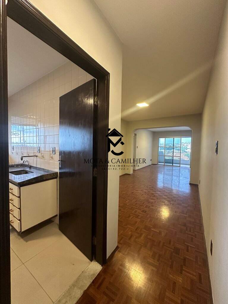 Apartamento para aluguel no Vila São José: 