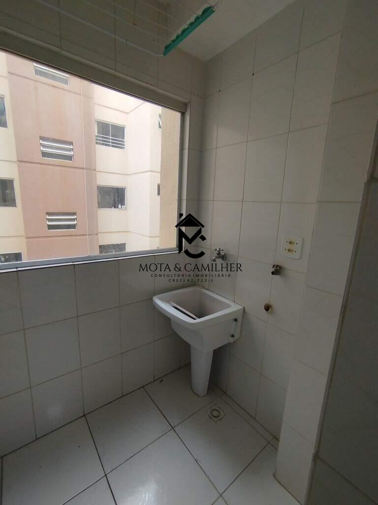 Apartamento para aluguel no Água Quente: 