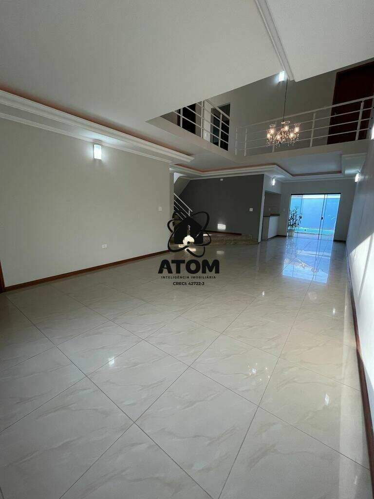 Casa para aluguel no Caminho Novo: 
