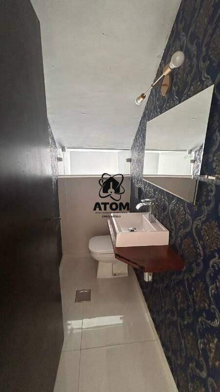 Casa para aluguel no Centro: 