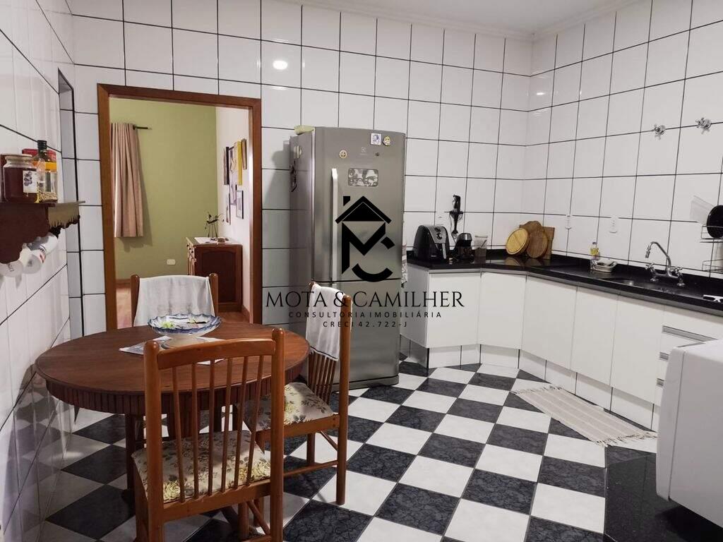 Casa Comercial para aluguel no Jardim Santa Teresa: 