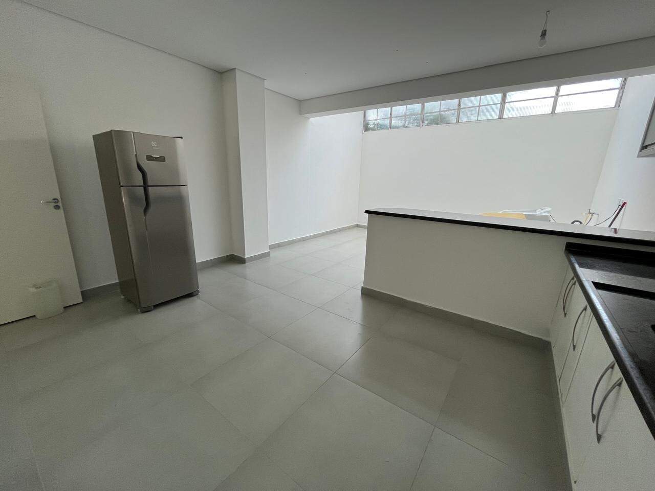 Sala para aluguel no Esplanada Independência: 