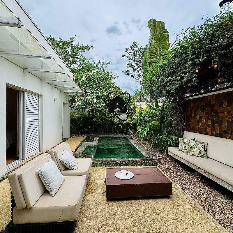 Casa em condominio à venda no Quiririm: 