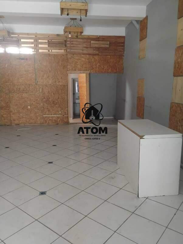 Casa Comercial para aluguel no Centro: 