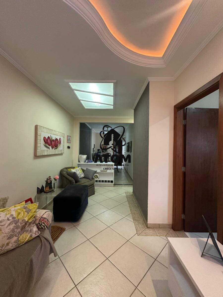 Casa em condominio à venda no Res. Santa izabel: 